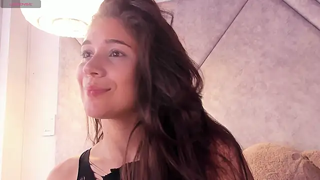 Amora 96 online show from May 5, 2026, 1:36 pm