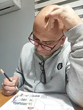 Guapo007sexy online show from June 24, 2026, 3:49 am