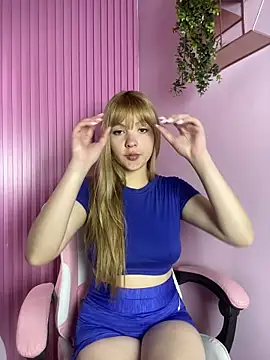 MiaaBlondy online show from March 19, 2026, 2:17 pm