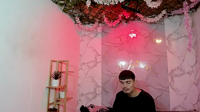 Snapshot of Nahomi_hot_77 chatting on May 11, 2026, 12:17 pm Nahomi hot 77 online show from May 11, 2026, 12:17 pm