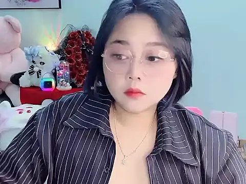 Nhanlu009 online show from April 25, 2026, 1:41 pm