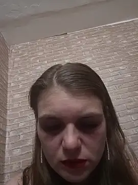 Snapshot of -MilfAnn- chatting on April 4, 2026, 3:51 pm -MilfAnn- online show from April 4, 2026, 3:51 pm