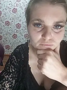 Snapshot of -MilfAnn- chatting on April 9, 2026, 4:35 pm -MilfAnn- online show from April 9, 2026, 4:35 pm