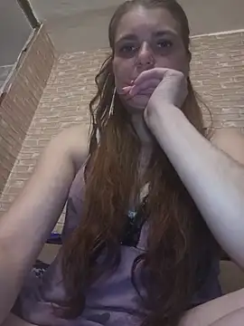 Snapshot of -MilfAnn- chatting on May 5, 2026, 1:58 pm -MilfAnn- online show from May 5, 2026, 1:58 pm