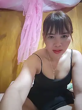 Reeoo-93 online show from June 3, 2026, 2:34 am