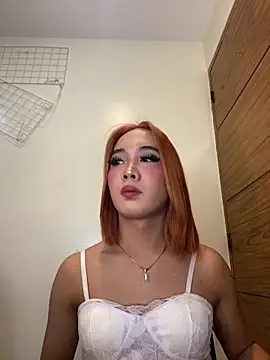 hugecock collins online show from June 10, 2026, 2:51 pm