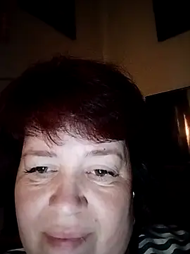 ViktoriaToytor55 online show from June 13, 2026, 8:40 pm