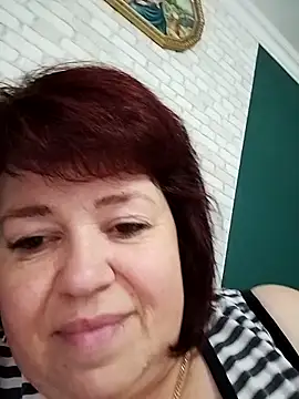 ViktoriaToytor55 online show from June 14, 2026, 5:03 pm