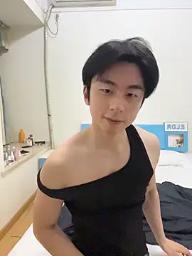 kissbaby-111 online show from June 11, 2026, 4:37 pm