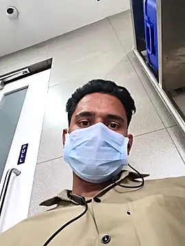 Stranger boy123 online show from March 19, 2026, 8:36 am