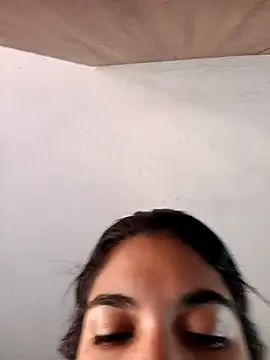 Snapshot of isabellahofmann chatting on May 12, 2026, 2:56 pm isabellahofmann online show from May 12, 2026, 2:56 pm