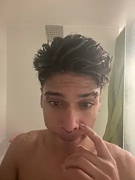 ronald maximo19 online show from March 21, 2026, 5:08 am