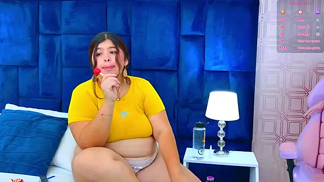 Dahlia Lee online show from May 5, 2026, 3:09 am