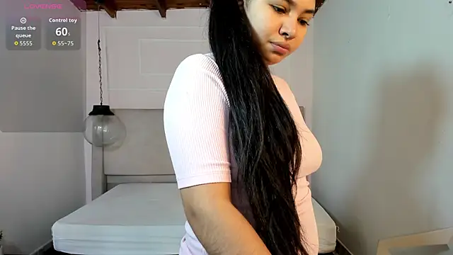 MilaHeat1 online show from June 17, 2026, 7:57 pm