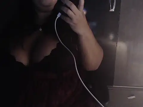 CarmenEspanhola online show from June 14, 2026, 9:05 pm