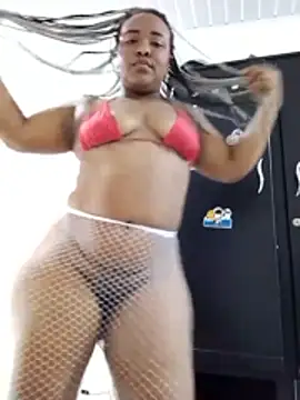 valeryhotbrown online show from March 21, 2026, 5:28 pm