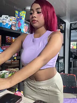 Snapshot of Kloe_rousse01 chatting on June 9, 2026, 1:17 am Kloe rousse01 online show from June 9, 2026, 1:17 am