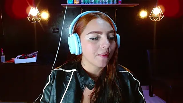 Snapshot of Miley_Clarck chatting on May 11, 2026, 12:39 pm Miley Clarck online show from May 11, 2026, 12:39 pm