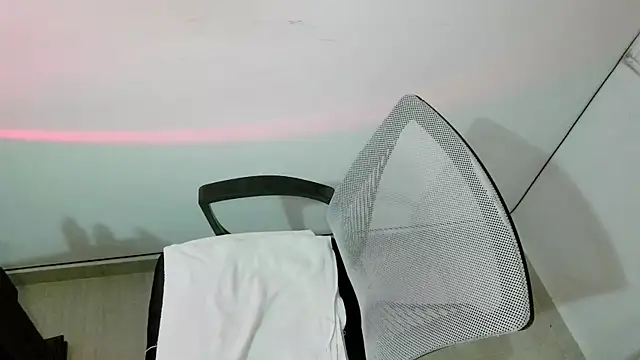 srghost333 online show from May 30, 2026, 2:51 am