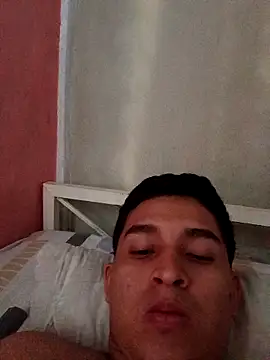 alee28728 online show from March 30, 2026, 7:26 pm