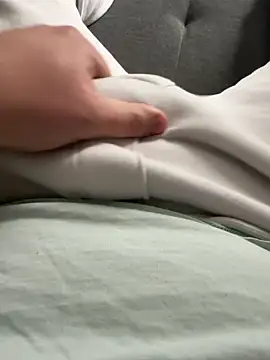 BWC Dilf online show from April 9, 2026, 6:41 am