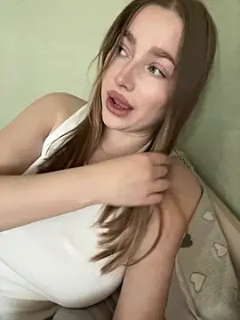 milana millka online show from April 28, 2026, 12:20 pm