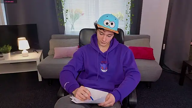 KevinStrike online show from March 21, 2026, 1:04 pm