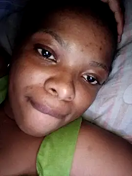 Smalltitiesxxx online show from April 5, 2026, 4:19 am