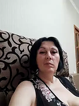 HelgaDennis online show from August 3, 2026, 10:14 pm