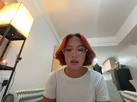 misscutee online show from June 12, 2026, 2:26 pm
