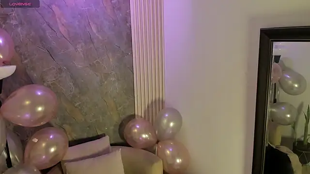 alina sauvage online show from June 15, 2026, 1:11 pm