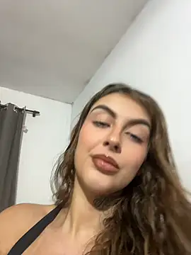 miiabellovic online show from June 15, 2026, 9:03 pm