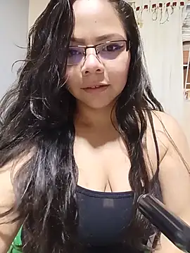 ROUSSE SINCLAIR online show from June 4, 2026, 3:28 pm