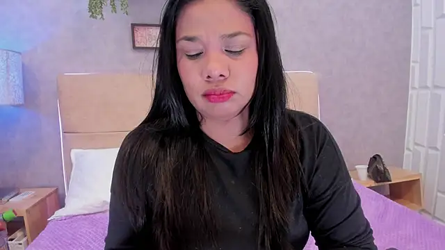 Cloee evans online show from April 28, 2026, 11:47 am