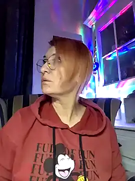 Snapshot of moon_berry_ chatting on March 22, 2026, 5:14 pm moon berry online show from March 22, 2026, 5:14 pm