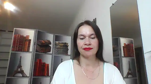Selena Moo online show from June 14, 2026, 8:48 am