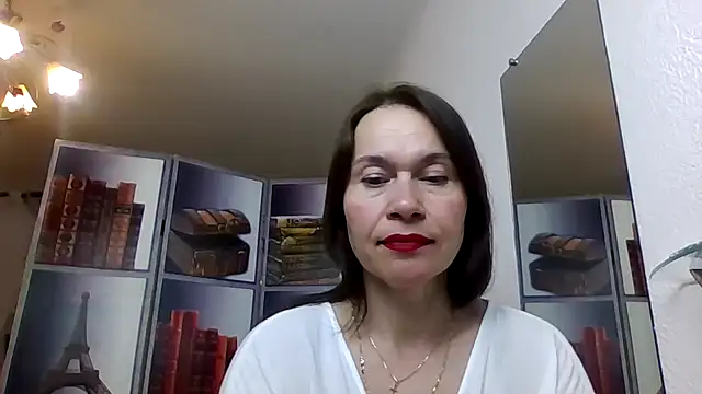 Selena Moo online show from May 15, 2026, 8:34 am