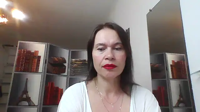 Selena Moo online show from June 12, 2026, 8:23 am