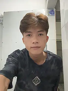 Snapshot of Nguyencuong1999 chatting on May 7, 2026, 2:38 am Nguyencuong1999 online show from May 7, 2026, 2:38 am
