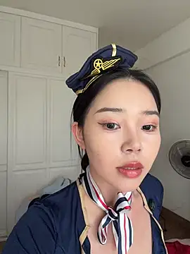 Snapshot of kiki-chloe chatting on April 12, 2026, 6:38 am kiki-chloe online show from April 12, 2026, 6:38 am