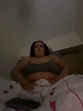 Snapshot of Khloeross chatting on March 25, 2026, 2:12 am Khloeross online show from March 25, 2026, 2:12 am