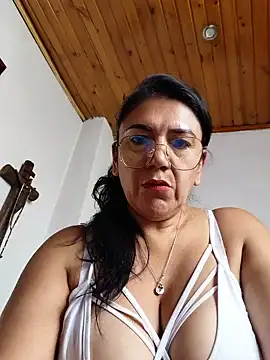 Mielx online show from May 13, 2026, 3:19 pm