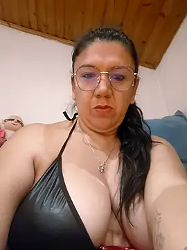 Mielx online show from May 2, 2026, 1:33 am