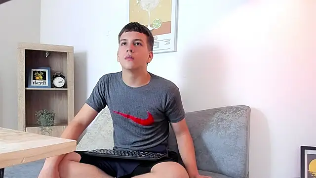 dennis hills online show from March 21, 2026, 1:04 pm