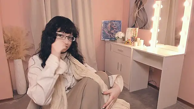 JordanSvetlik online show from March 26, 2026, 10:13 am