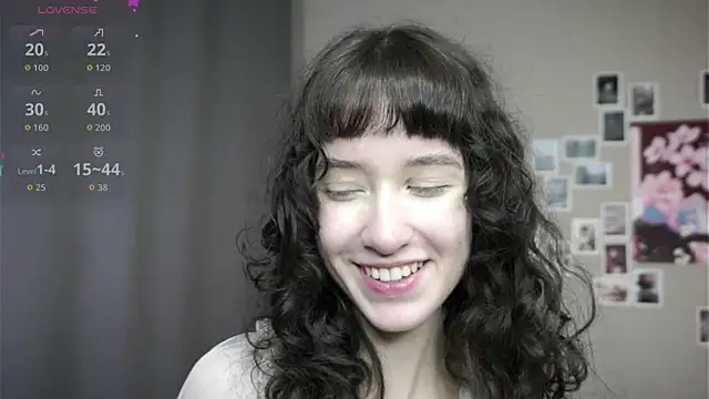 DellaLeck online show from July 28, 2026, 8:52 pm