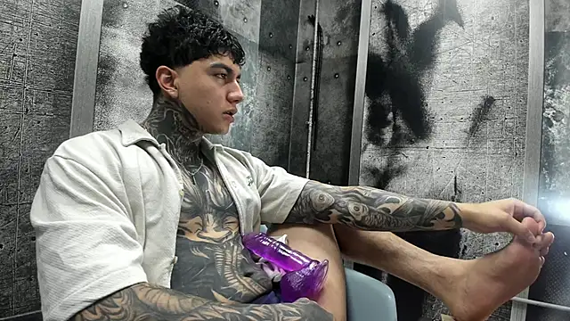 Gury tattoo online show from May 28, 2026, 7:53 pm