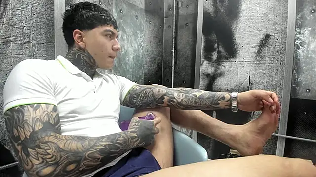 Gury tattoo online show from May 23, 2026, 2:16 pm