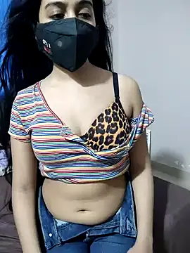 ALIZA FENDY online show from April 26, 2026, 4:04 pm