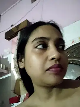 ALIZA FENDY online show from July 13, 2026, 1:32 pm